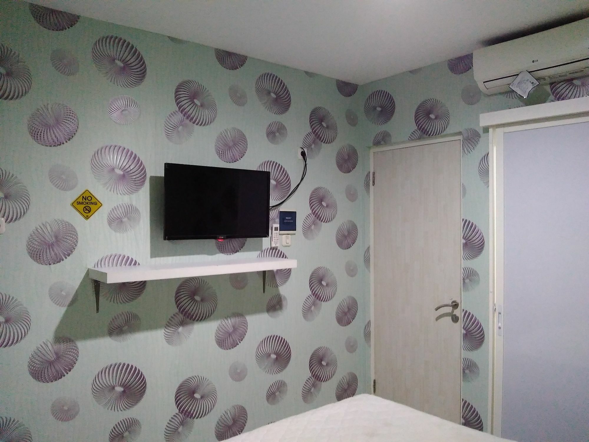 Budget Guest House Tunas Mandiri Jaya マラン エクステリア 写真